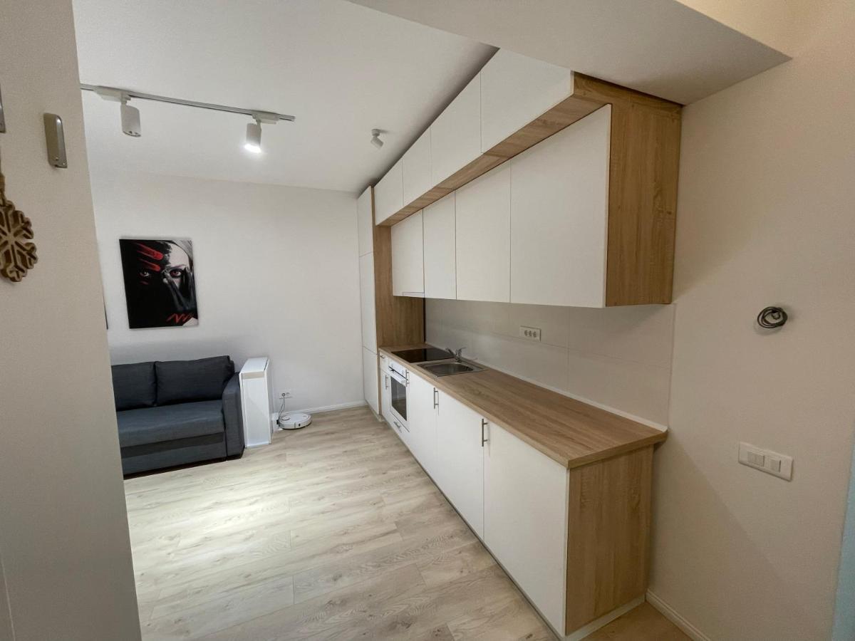 Aquamarine Luxury Apartment Palace Bucharest Exterior photo